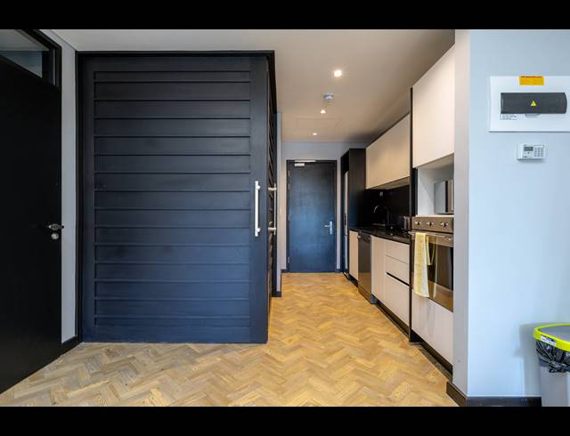1 BEDROOM APARTMENT TO LET IN CAPE TOWN CITY CENTRE